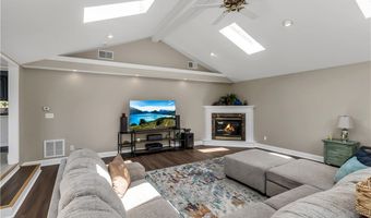21 Tee Ct, Amherst, NY 14221