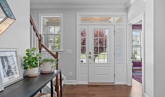 2716 Lake Waccamaw Trl, Apex, NC 27502