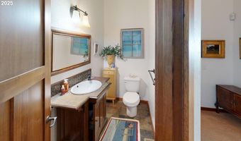 15606 NAPA Ln, Brookings, OR 97415