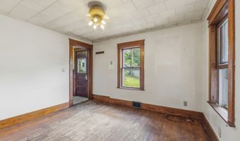 4 Florence Street Pl, Augusta, ME 04330