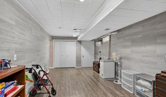 1424 Ash St, Alexandria, MN 56308