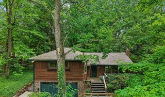 884 Dogwood Ter, Akron, OH 44321