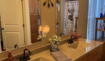 26 Wagon Wheel Rd, Artesia, NM 88210