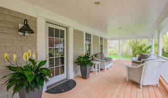 79 Sturgis Ln, Barnstable, MA 02630