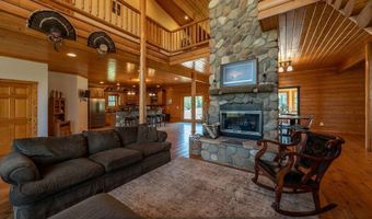 1910 9th St, Aurora, NE 68818