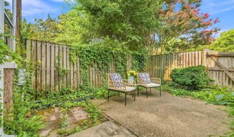 3574 S STAFFORD St, Arlington, VA 22206