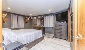 270 Mettacahonts Rd, Accord, NY 12404