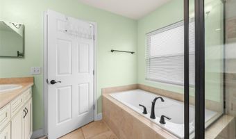 12215 NW 162ND Dr, Alachua, FL 32615
