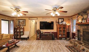 706 BERNARD COUCH Dr, Anniston, AL 36207
