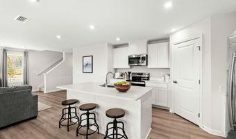 8011 Sterling Oaks Dr NW Plan: Woodford, Ash, NC 28420