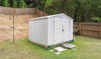 210 IRONWOOD Cir, Alabaster, AL 35007