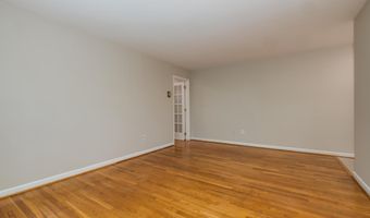 10506 WEYMOUTH St 203, Bethesda, MD 20814