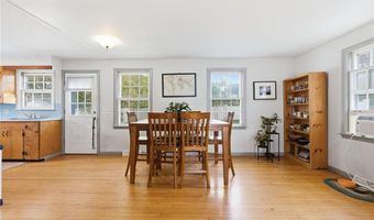 81 Sprague Ave, East Providence, RI 02915