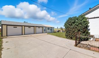 108 WOLCOTT St, Albin, WY 82050