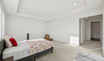 42051 NIGHT NURSE Cir, Ashburn, VA 20148