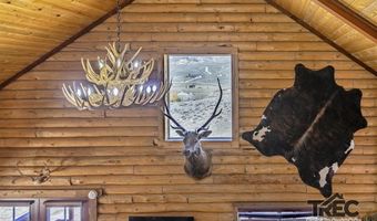 4 Whit Creek Rd, Cody, WY 82414