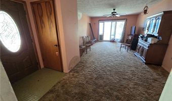 151 Cleveland Ct, Andover, OH 44003