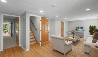 741 Morrison Ave S, Annandale, MN 55302