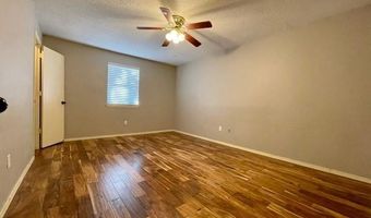501 SW 11th St D, Bentonville, AR 72712