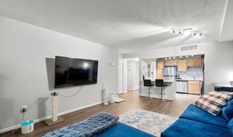 6301 STEVENSON Ave 114, Alexandria, VA 22304