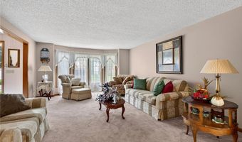231 Londonderry Ln, Amherst, NY 14068