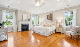 6111 DUNLEER Ct, Bethesda, MD 20817