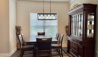 7424 Northwood Dr, Benton, AR 72019