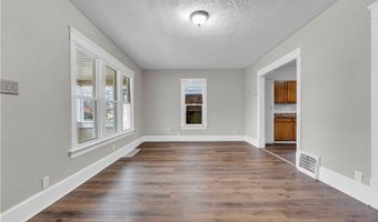 36 Cole Ave, Akron, OH 44301
