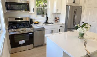 5805 BLAINE Dr, Alexandria, VA 22303