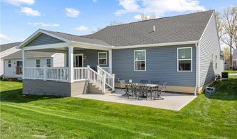 160 Eagle Cir, Amherst, OH 44001