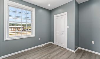 1318 Duss Ave, Ambridge, PA 15003