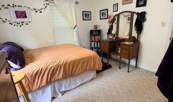 218 Central Ave, Ansted, WV 25812