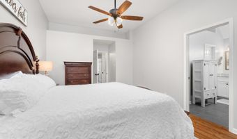 7686 SHADOW Gln, Bartlett, TN 38002