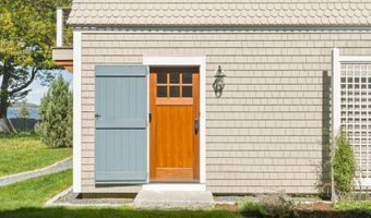 11 Grason Ln, Bar Harbor, ME 04609