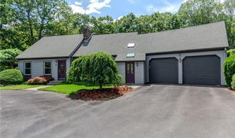 41 Holly Hill Ln, Cranston, RI 02921