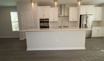 10013 Secluded Garden Dr, Apex, NC 27523