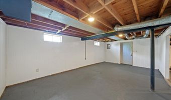102 Hillcrest Rd, Aurora, IN 47001