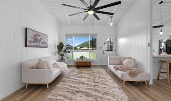 3175 Poelua Pl, Honolulu, HI 96822