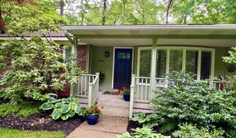 7358 SHEFFIELD Dr SE, Ada, MI 49301