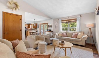 W5370 AMY Avenue, Appleton, WI 54915
