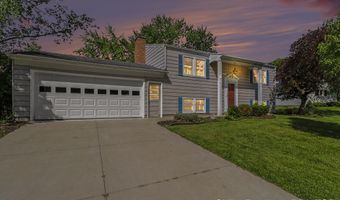 723 Marbury Dr SE, Ada, MI 49301