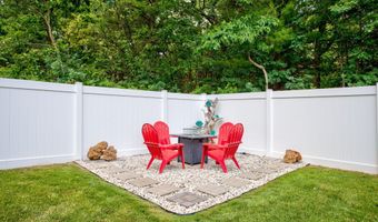 1692 Ryan Woods Ct, Allegan, MI 49010