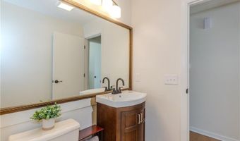 1011 Williamsburg Cir, Warwick, RI 02886