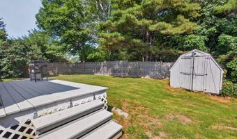 61 Sunny Hollow Pl, Bangor, ME 04401