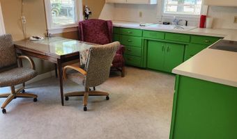 809 E Call St, Algona, IA 50511