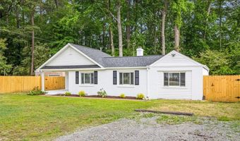 112 Oak St, Yorktown, VA 23693