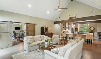 4 Egret Dr, Beaufort, SC 29907