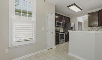 1748 Town Home Dr, Apex, NC 27502