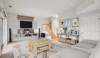 8555 WYNGATE MANOR Ct, Alexandria, VA 22309