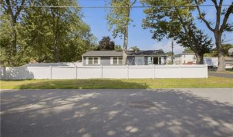 127 Highland Ave, Cumberland, RI 02864